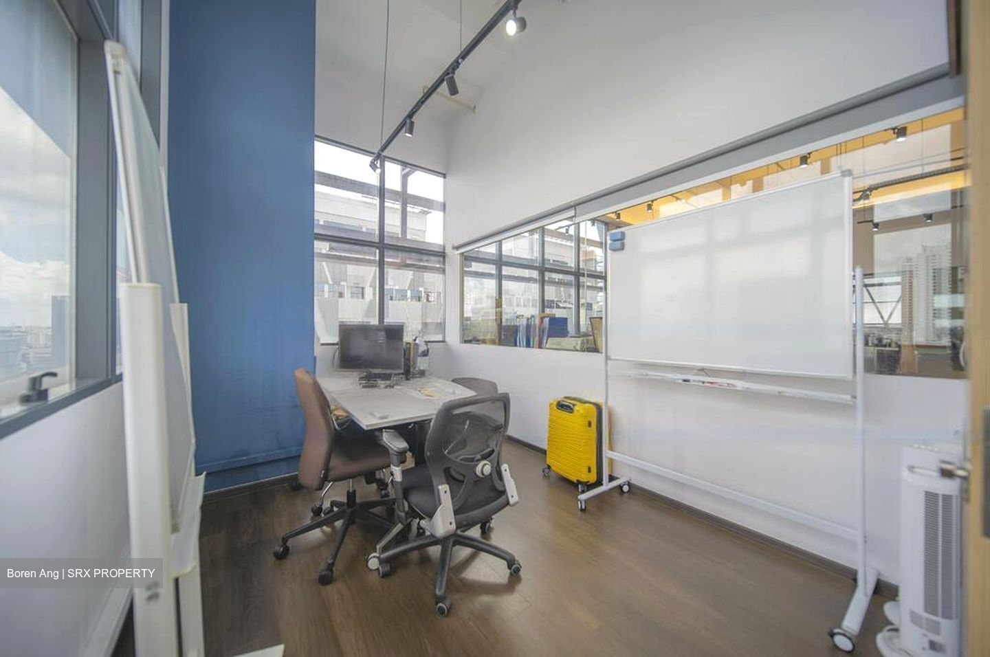 Ct Hub 2 (D12), Office #453516641
